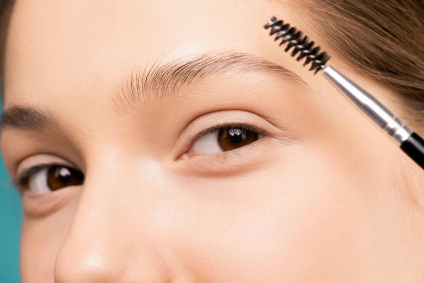 Lashes & Brows